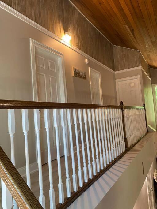 Modern Home Near Lake W Hottub, Game Room, Fireplace Albrightsville المظهر الخارجي الصورة