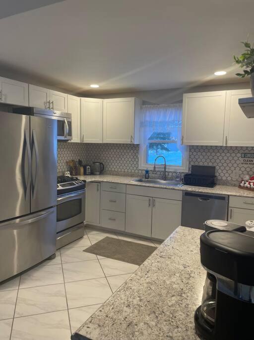 Modern Home Near Lake W Hottub, Game Room, Fireplace Albrightsville المظهر الخارجي الصورة
